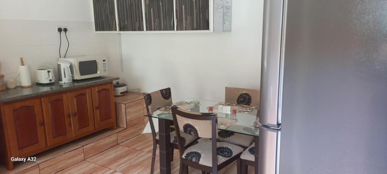 Loversnest Self Catering Anse aux Pins Zewnętrze zdjęcie